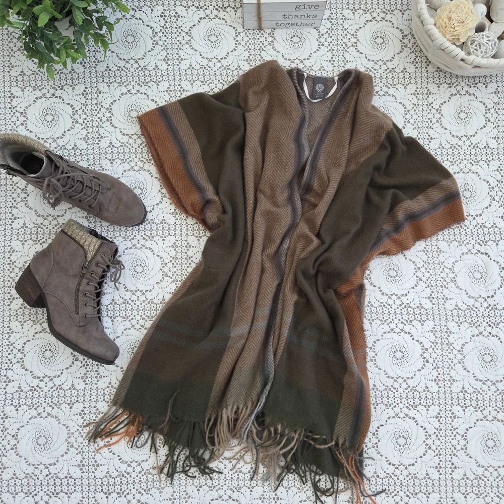 Vince Camuto Olive and Brown Fringe Poncho Size OS - Picture 5 of 6